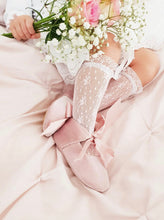 Load image into Gallery viewer, White Lace socks